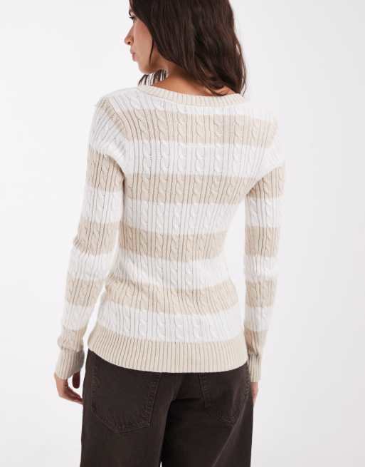 Hollister figurbetonter Zopfmuster-Pullover mit V-Ausschnitt in Creme gestreift, 4 von 4
