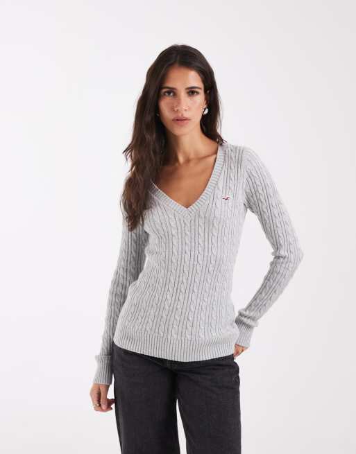 Hollister fitted cable knit V-neck sweater in light gray, 1 of 4