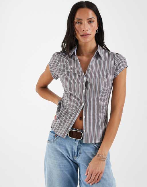 Hollister fitted cinched waist short sleeve shirt in brown stripe, 2 of 4