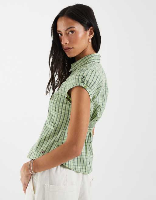 Hollister fitted cinched waist short sleeve shirt in green check, 4 of 4