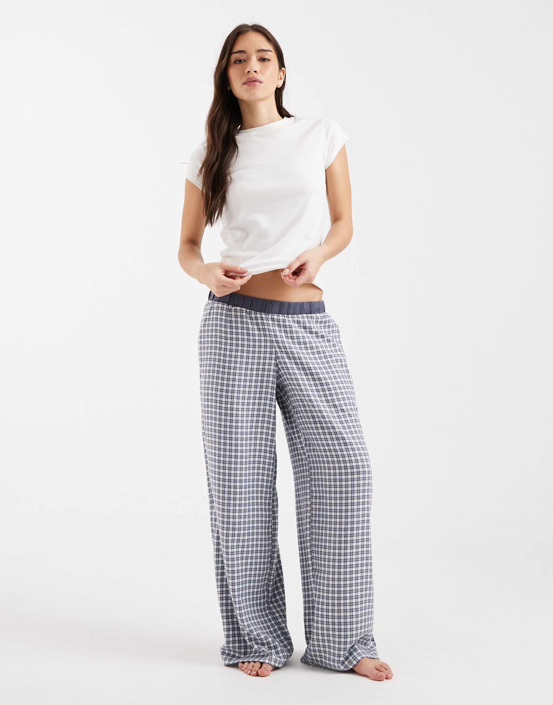 hollister flannel pajama bottoms in navy gingham