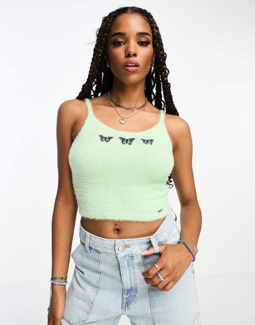 Hollister – Flauschiges Camisole in Salbeigrün mit Schmetterlings-Stickereien