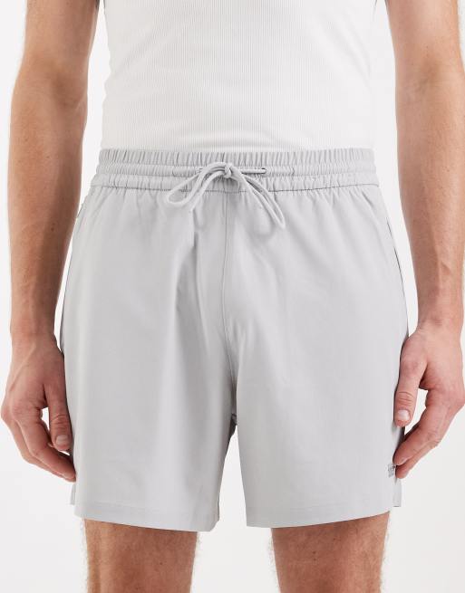 Hollister – Flex – Mittellange Shorts in Grau mit Logo, 5 von 5