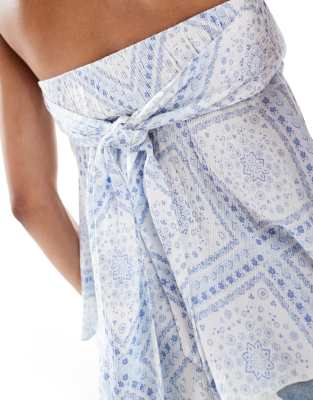 Hollister Strapless Handkerchief Hem Top In Multi
