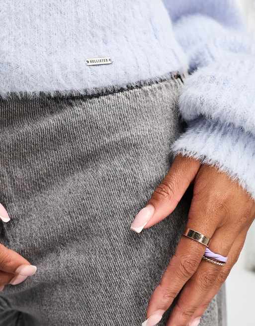 Hollister fluffy jumper deals