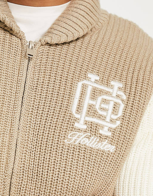 Excentriek Margaret Mitchell kosten Hollister - Gebreid vest met sherpavoering, logo, rits en kraag in beige |  ASOS