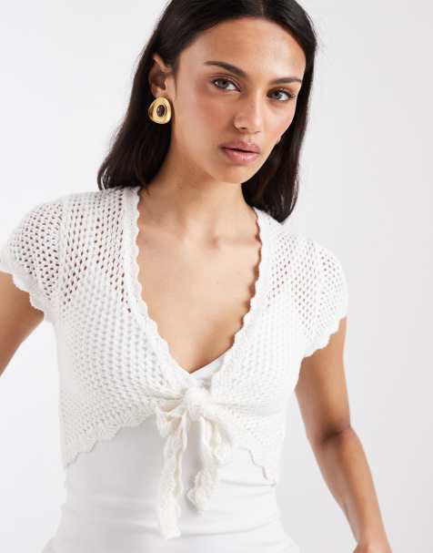Hollister - Gebreide cropped top met korte mouwen en gestrikte voorkant in wit - view 1