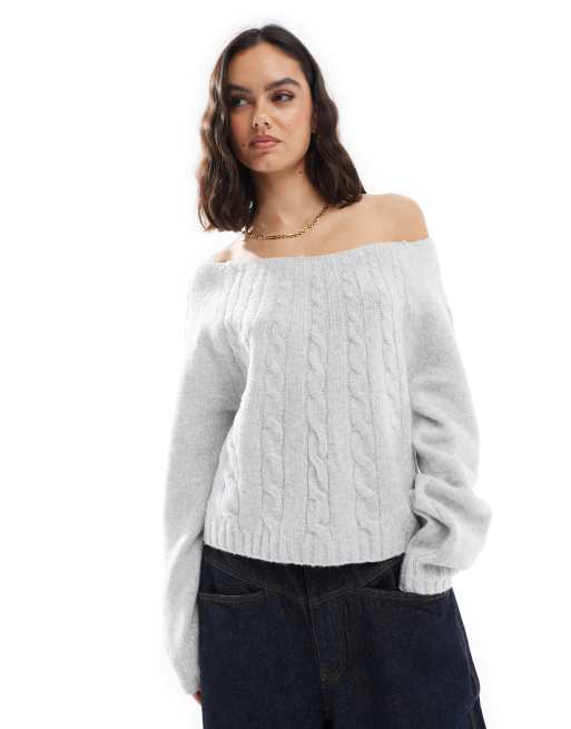 Hollister - Gebreide trui met kabels en blote schouders in grijs