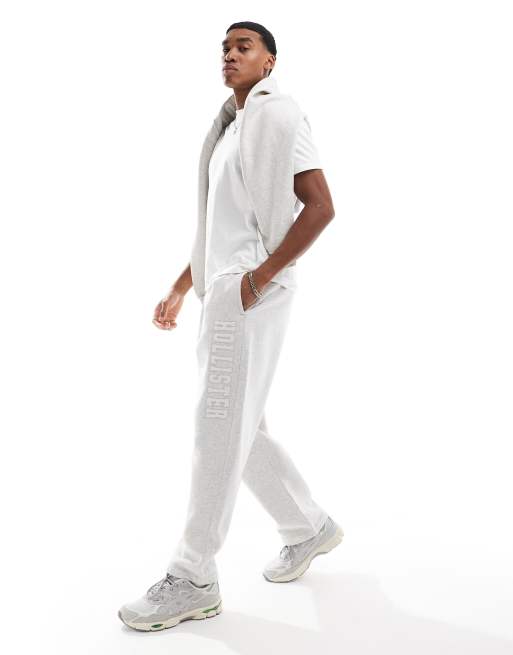 Hollister – Gerade geschnittene Baggy-Jogginghose in Grau mit Motiv, Kombiteil