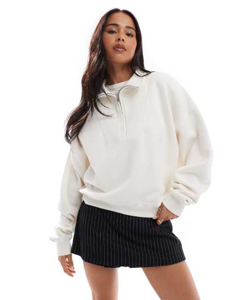 Hollister – Geripptes Oversize-Top aus Sweatstoff in Weiß mit kurzem Reißverschluss - view 1