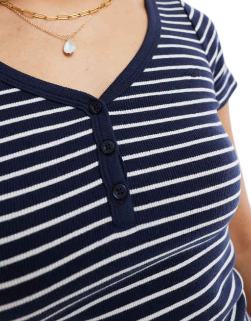 Hollister – Gestreiftes Henley-T-Shirt in Marineblau, 4 von 4