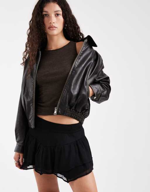 Hollister – Gestufter, asymmetrischer Minirock aus Chiffon in Schwarz, 2 von 5