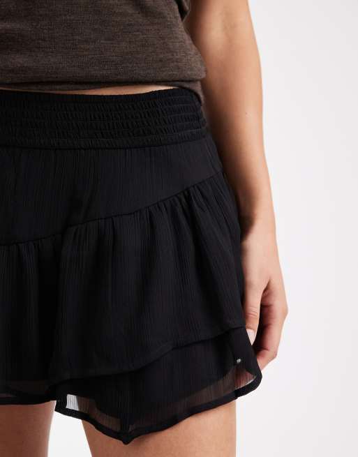 Hollister – Gestufter, asymmetrischer Minirock aus Chiffon in Schwarz, 5 von 5