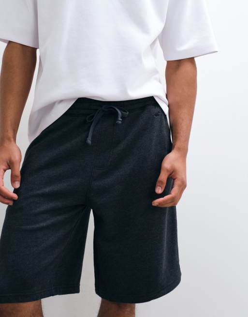 Hollister – Grå, knälånga, baggy shorts, 4 av 5