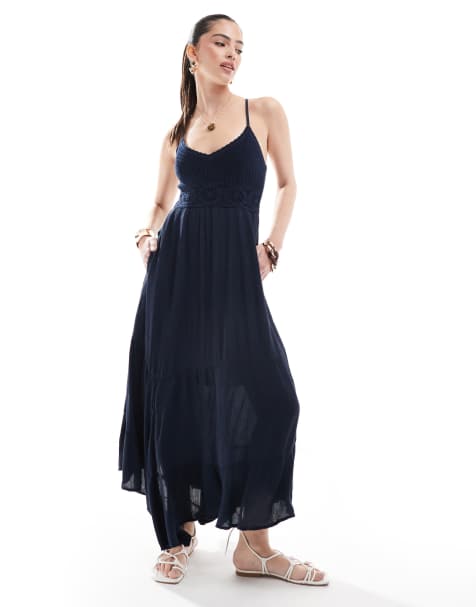 Hollister – Granatowa sukienka maxi z tkaniny z szydełkowanymi wstawkami - view 1