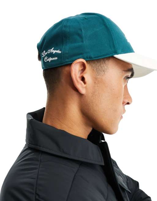 Hollister – Grön och vit snapback-keps med logga, 2 av 4