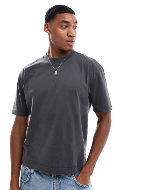 Hollister – Gruby czarny T-shirt o krótkim fasonie i pudełkowym kroju