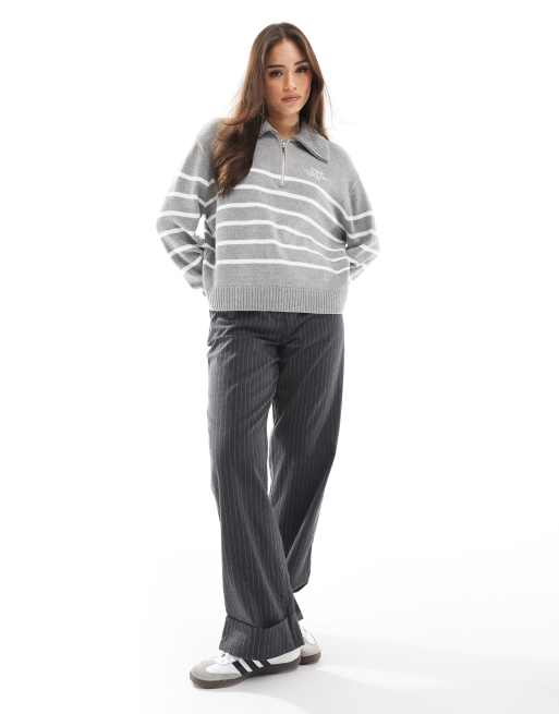 Hollister half zip knitted stripe jumper in grey, 4 of 4