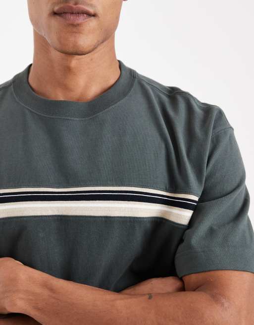 Hollister heavyweight boxy oversized chest stripe t-shirt in green, 5 of 5