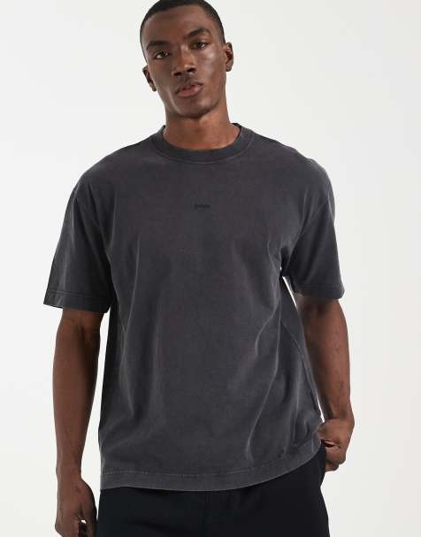 Hollister heavyweight elevated chest logo T-shirt in black - view 1