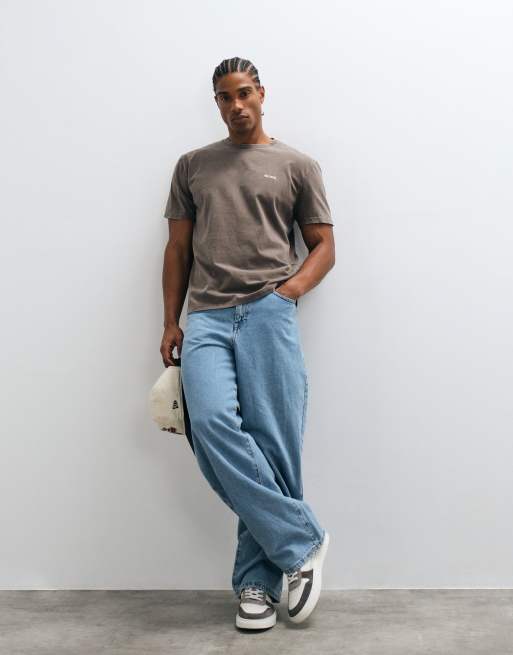 Hollister heavyweight relaxed fit t-shirt in washed brown, 3 of 5