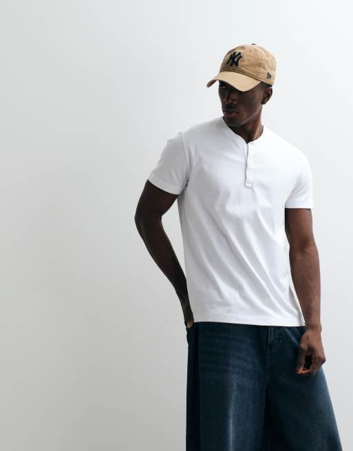 Hollister – Henley-T-Shirt in Weiß, 3 von 5