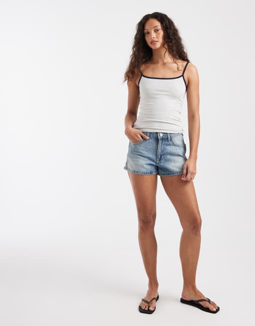 Hollister high rise a line denim shorts in light blue wash, 2 of 5