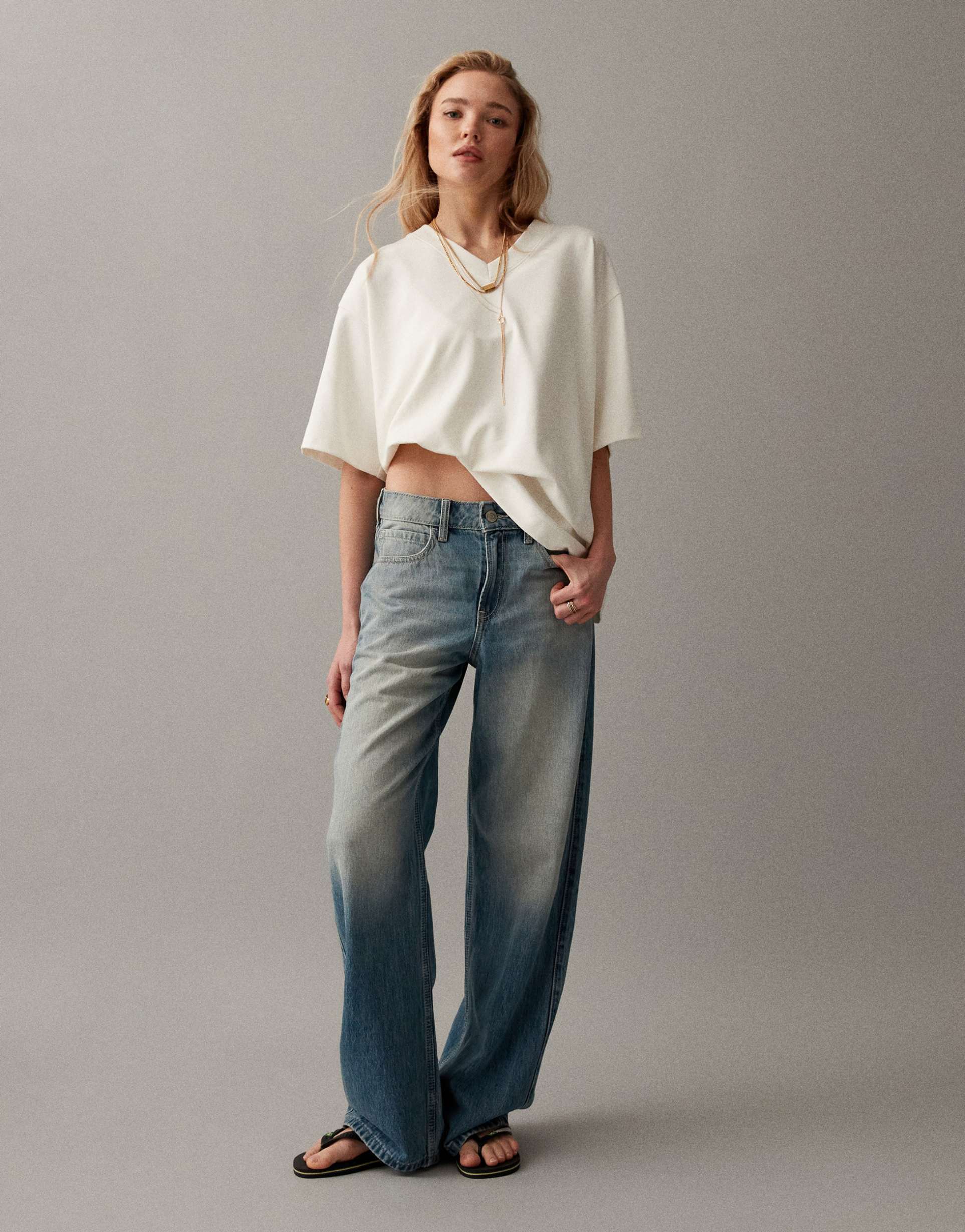 hollister high rise baggy jeans in light blue wash