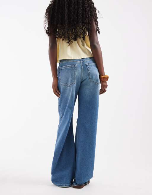Hollister high rise baggy jeans in mid blue, 3 of 5
