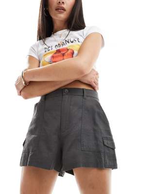 Hollister Hollister high rise linen cargo tailored short in dark grey
