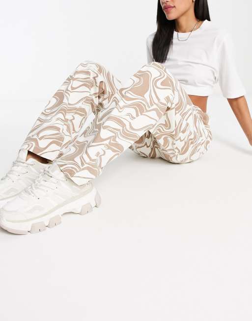 Hollister high rise marble print dad trouser in cream, 3 of 4