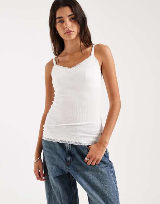 Hollister - Hvid camioverdel med blonder