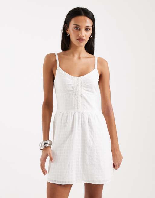 Hollister - Hvid ternet minikjole med stropper og knapper foran, 2 af 4