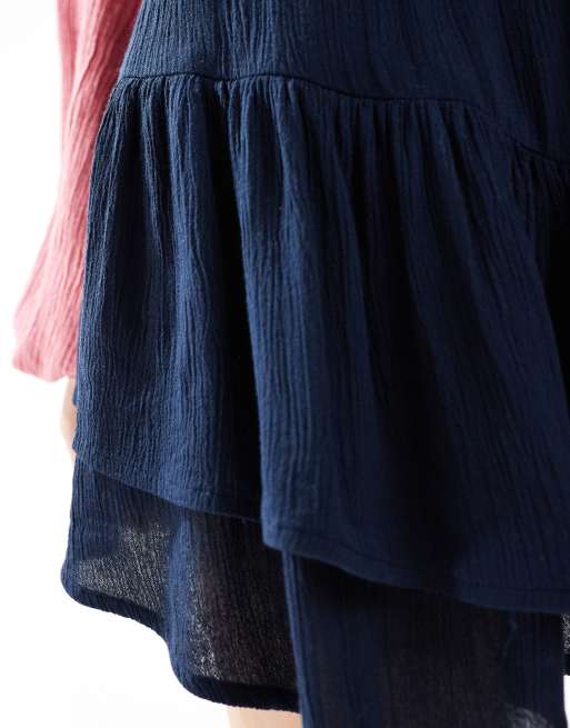 Hollister - Hvidt asymmetrisk lagdelt mini-skort med blomstermønster, 4 af 5