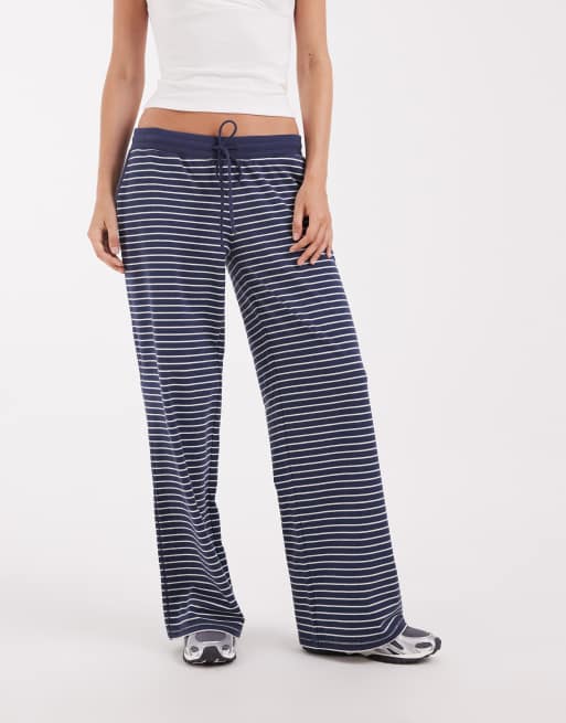 Hollister hyggelige bukser med brede ben i navy-stribe, 3 af 5