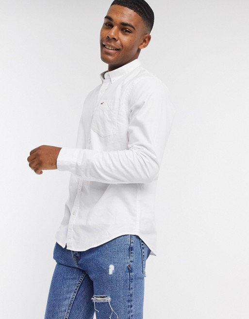 Hollister icon logo long sleeve slim fit oxford shirt in white