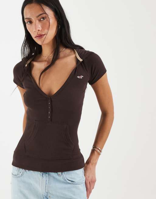Hollister icon logo short sleeve hooded top in brown, 3 of 4