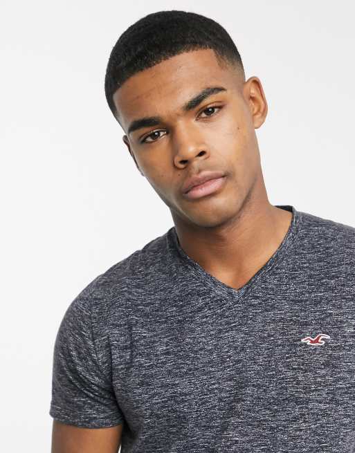 Hollister mens v neck deals t shirts