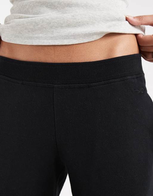 Hollister joggers med låg midja och smal passform i svart, 4 av 5