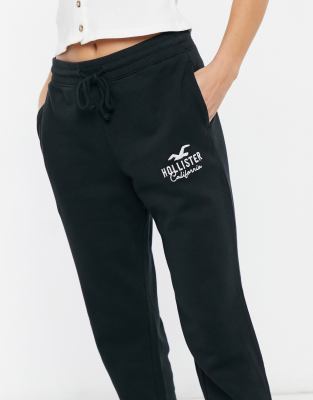Hollister - Joggingbroek met logo aan de zijkant in zwart | ASOS