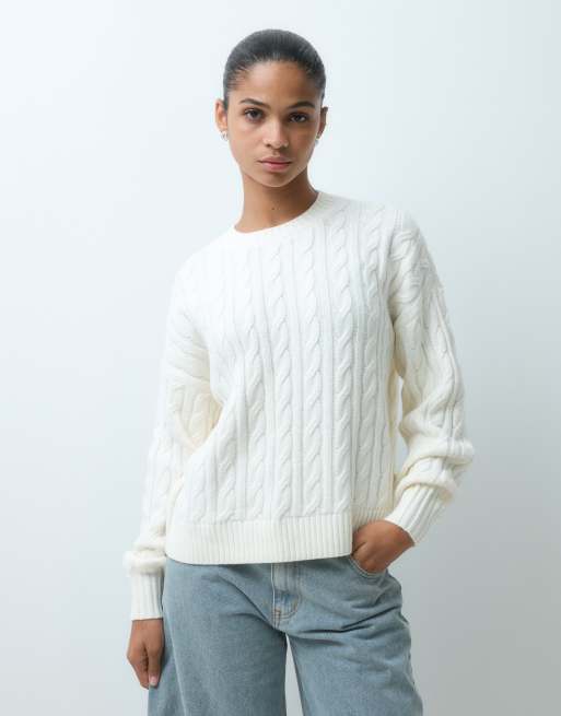 Hollister kabelgebreide trui met ronde hals in wit, 5 van 5