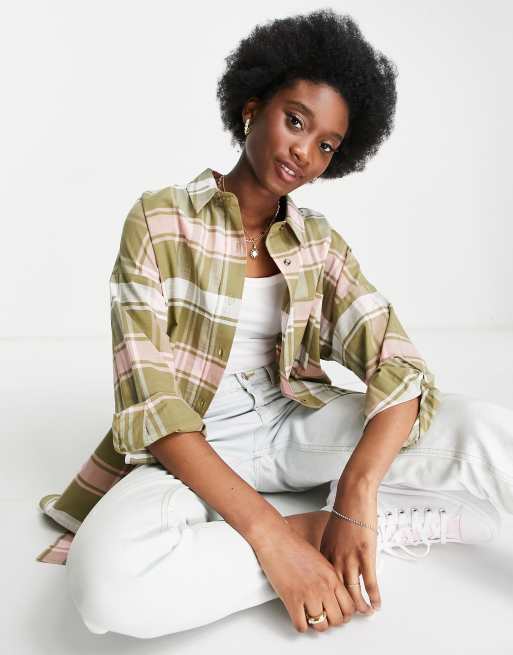 Hollister – Karierte Longline-Hemdjacke in Rosa