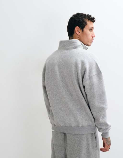 Hollister kastiges Sweatshirt mit 1/4-Reißverschluss in Hellgrau, 2 von 5