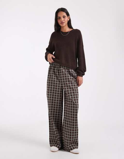 Hollister knitted boxy crew neck sweater in brown, 2 of 4