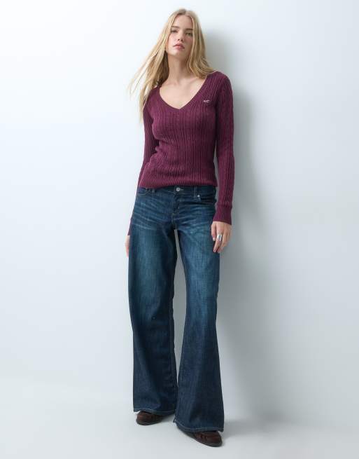 Hollister knitted icon logo v-neck jumper in burgundy, 2 of 4
