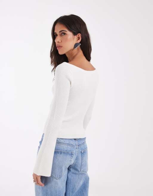 Hollister knitted off shoulder jumper with bell sleeves in white, 4 of 4