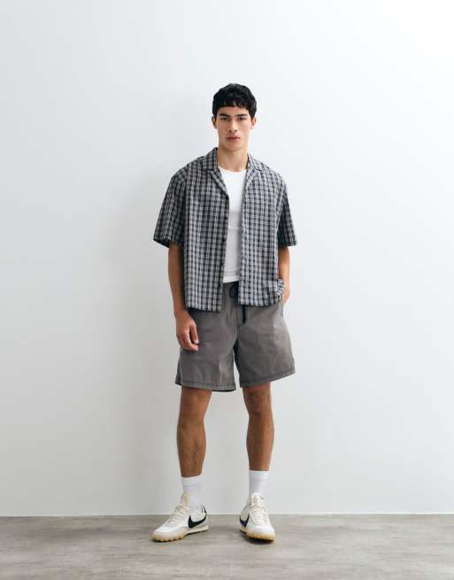 Hollister - Koksgrå pull-on-shorts i y2k-stil, 2 af 5