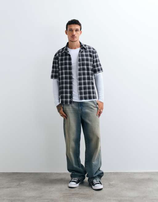 Hollister kurzärmliges Boxy-Hemd mit Karomuster in Schwarz, 2 von 5