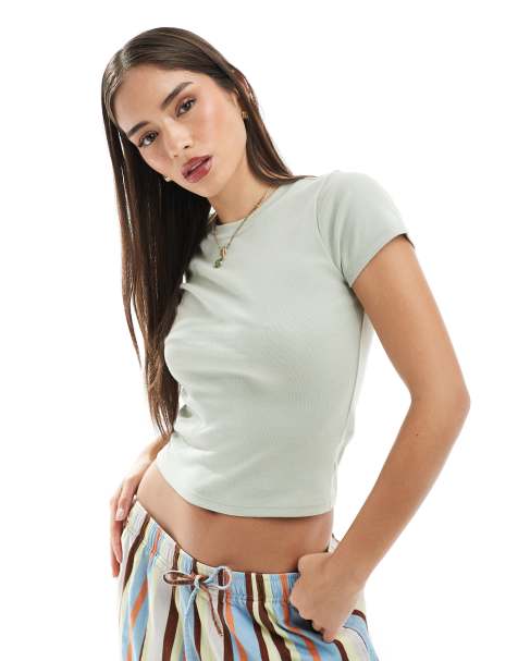 Hollister – Kurzärmliges, geripptes T-Shirt in Grün - view 1