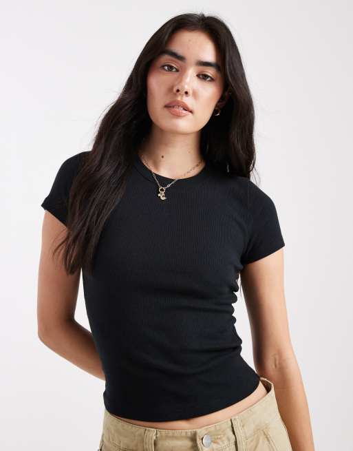 Hollister – Kurzärmliges T-Shirt in Schwarz mit Rundhalsausschnitt